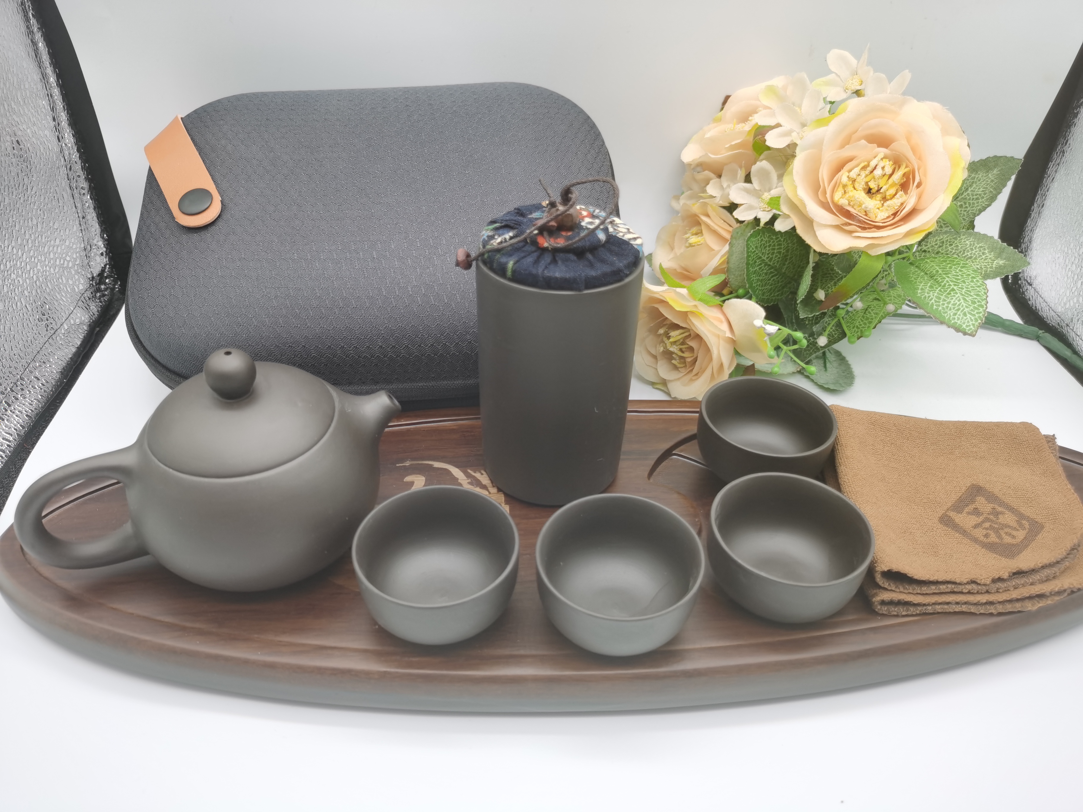 Zisha travel Kung Fu tea set, portable outdoor travel car tea pot, Quick Guest cup, one pot, four cups 032 Specification image