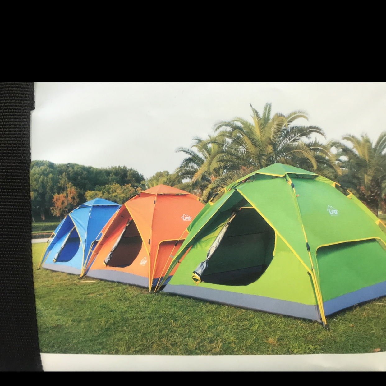 Four-person tent details Picture