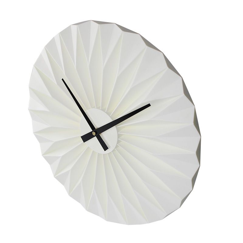 Modern, simple and creative European-style fan-shaped wall clock, home decoration, living room art, wall clock and timepiece Specification image
