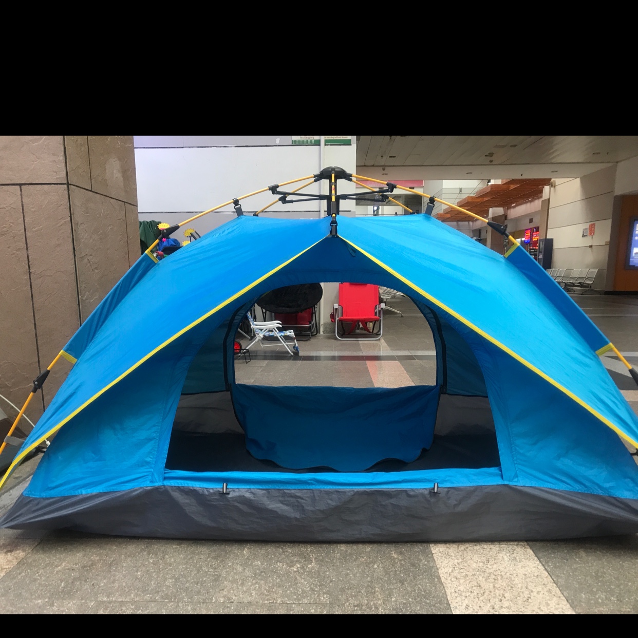 Four-person tent