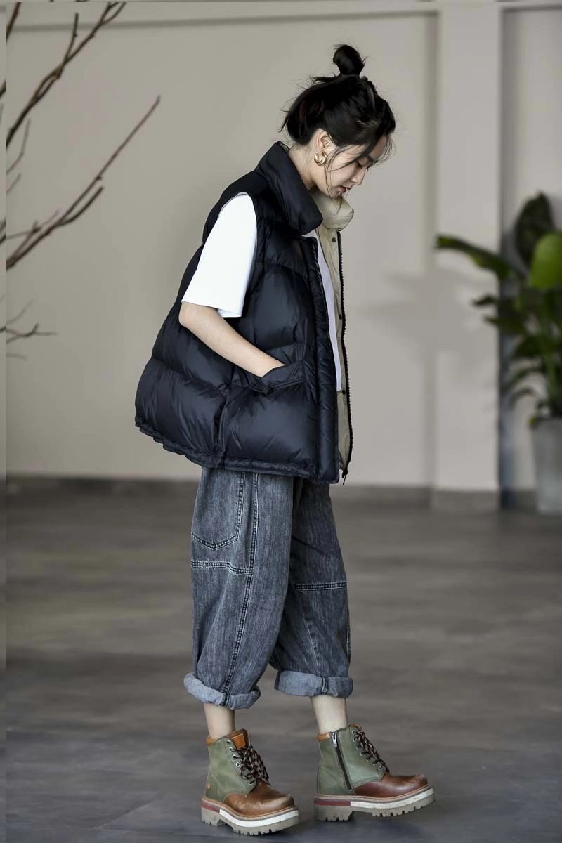Casual Down Vest With Color Matching Inside And Out details Picture