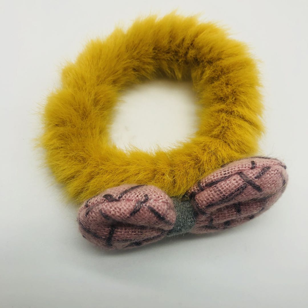 South Korea net red autumn and winter love plush hair rope hair circle girl cute hair rope plush day all hair rope female details Picture