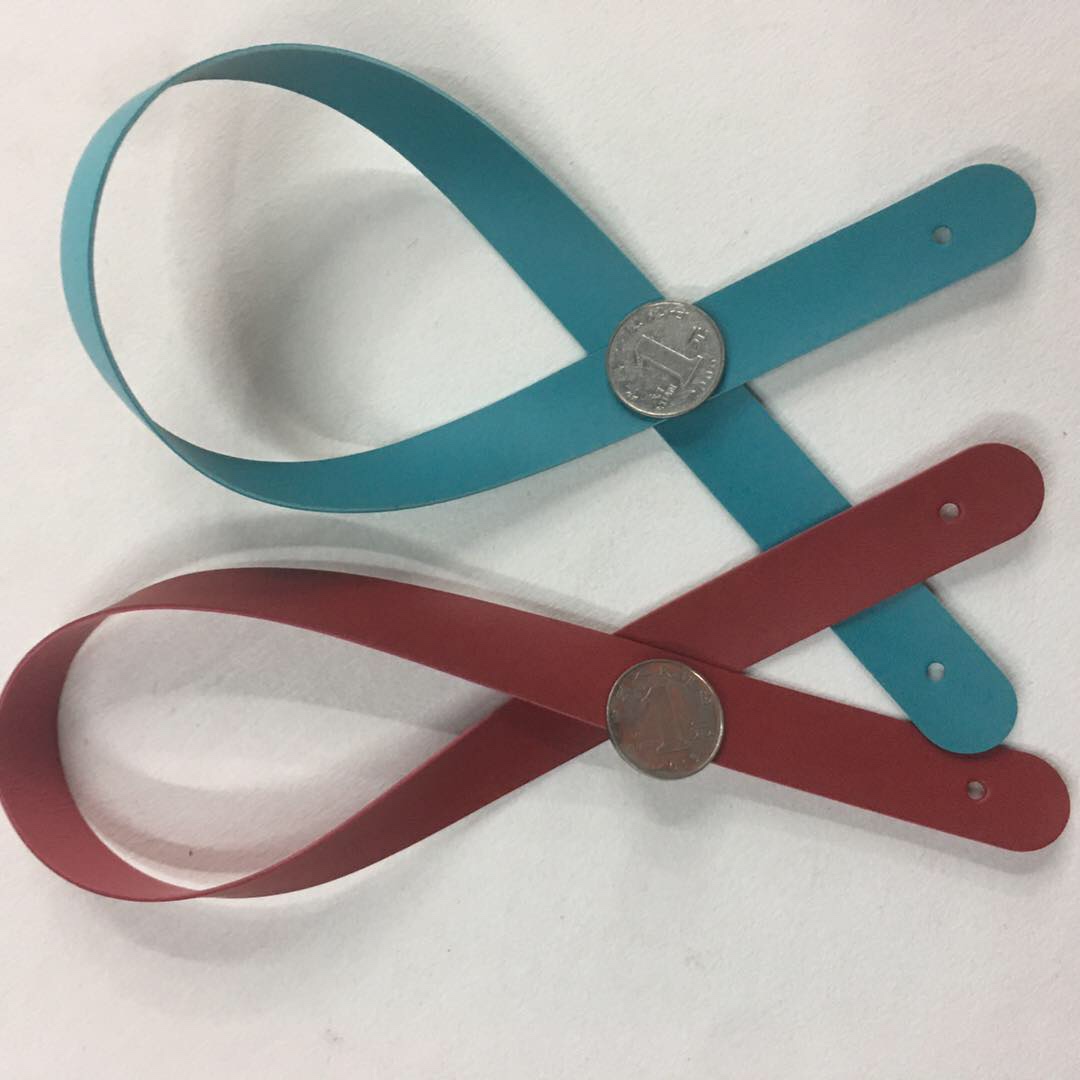 Clothing belts, luggage straps detail image 1