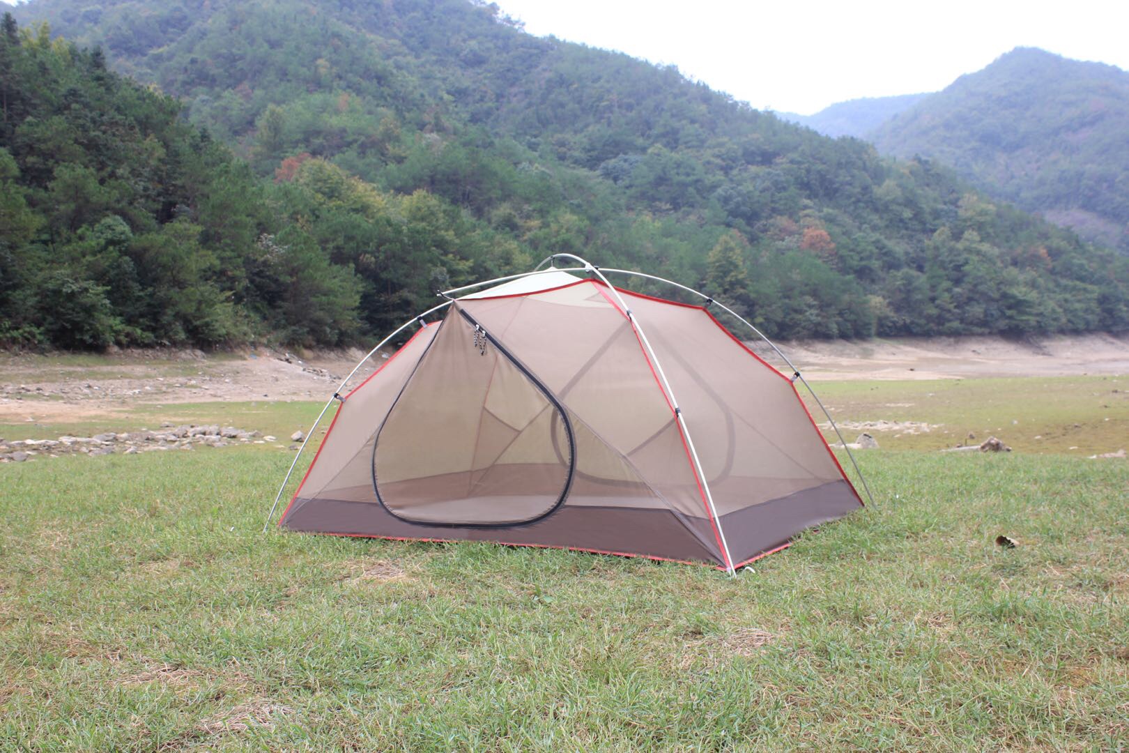 High mountain tent details Picture