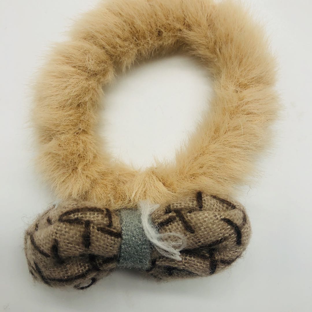 South Korea net red autumn and winter love plush hair rope hair circle girl cute hair rope plush day all hair rope female Item Picture