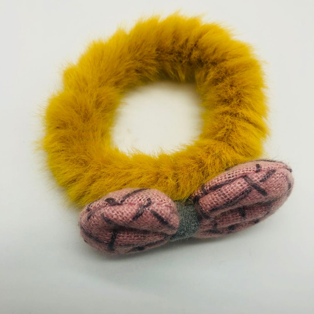 Korean Internet celebrity autumn and winter love plush hair tie hair ring, cute girl hair tie plush Japanese-style versatile hair tie for girls detail image 2