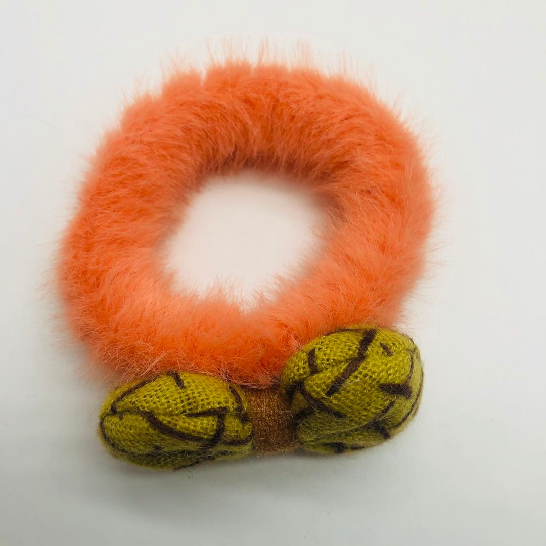 Korean Internet celebrity autumn and winter love plush hair tie hair ring, cute girl hair tie plush Japanese-style versatile hair tie for girls detail image 4