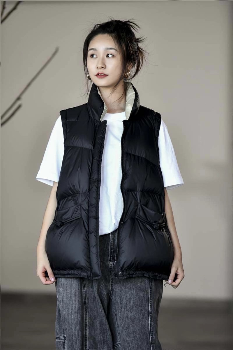 Casual Down Vest With Color Matching Inside And Out