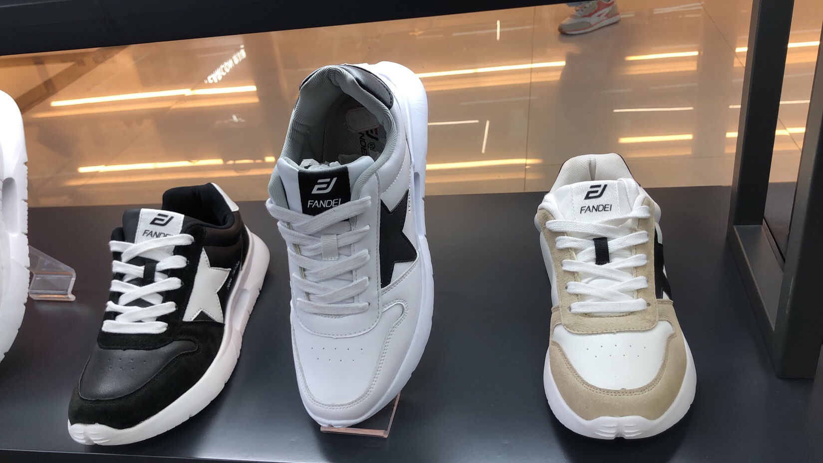 Fan De describe pic - 6