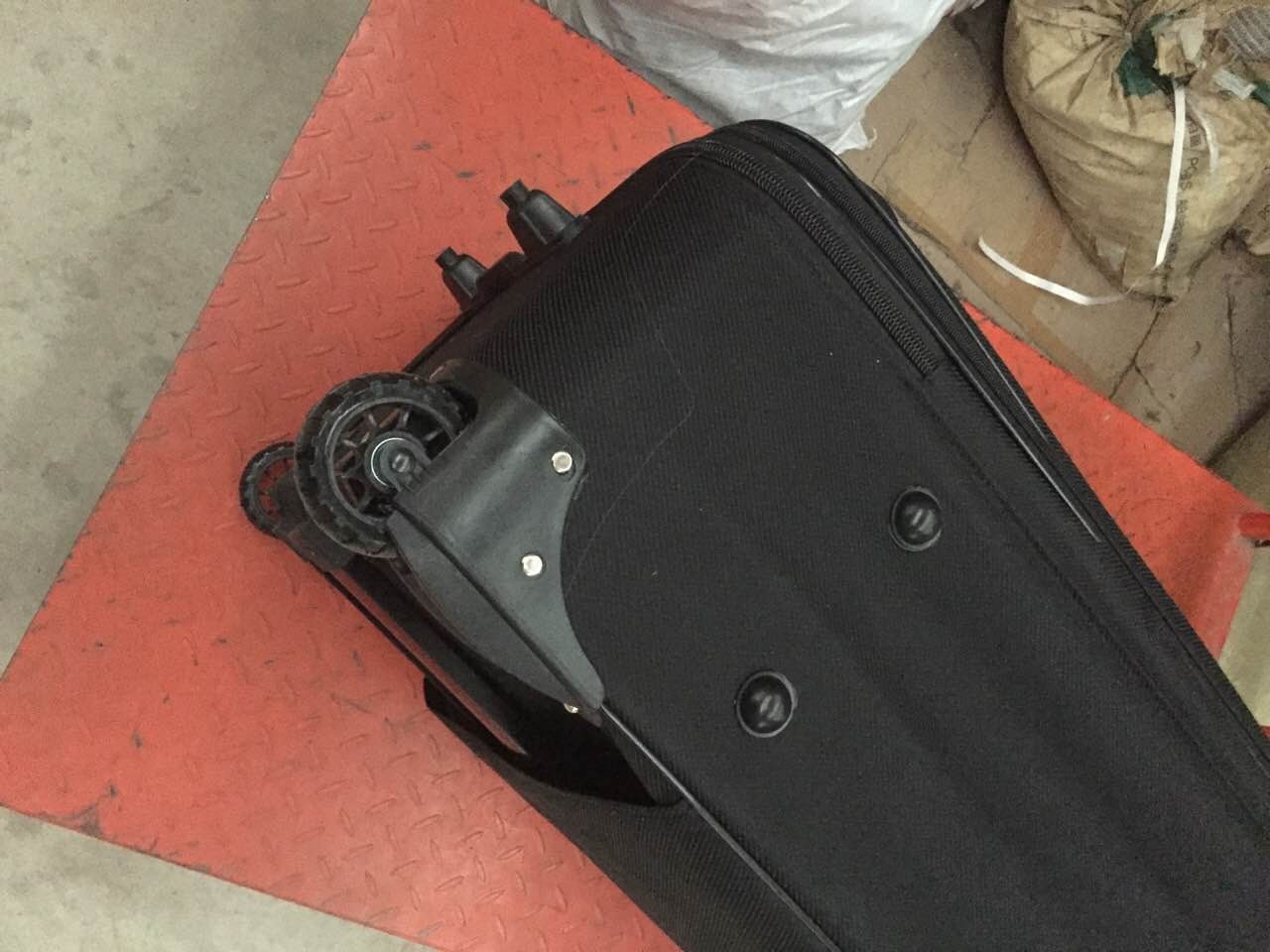 Foreign Trade Low-Grade Two Wheel Corner Wheel Oxford Bra Trunk Suitcase Suitcase details Picture