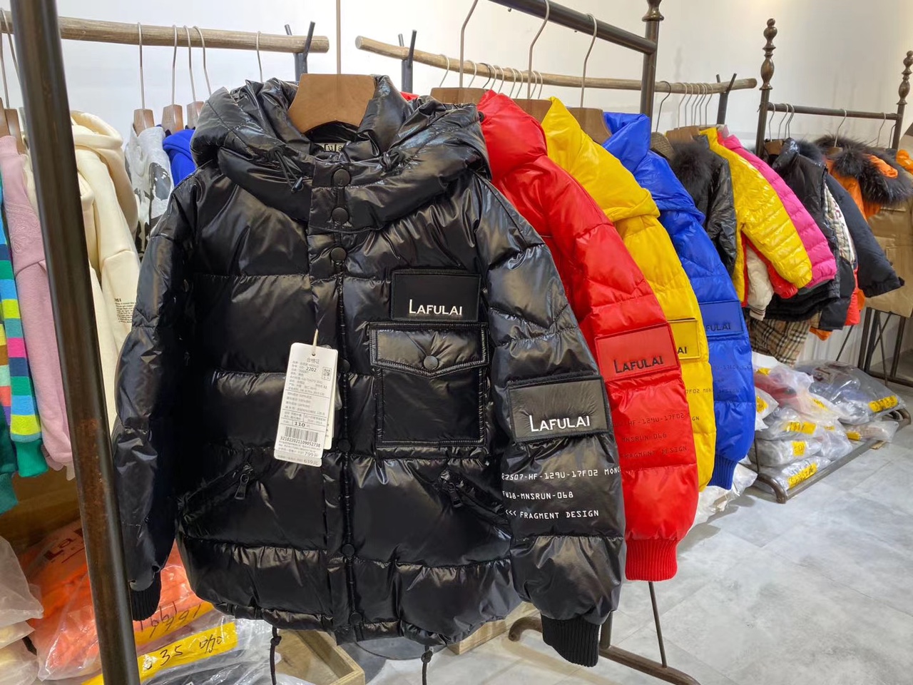 2202 La Fleur down coat