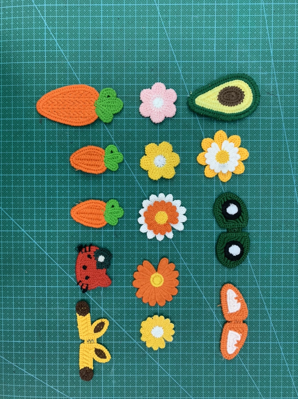 Manufacturers direct computer embroidery clothing accessories clothing patch accessories DIY manual paste thumbnail