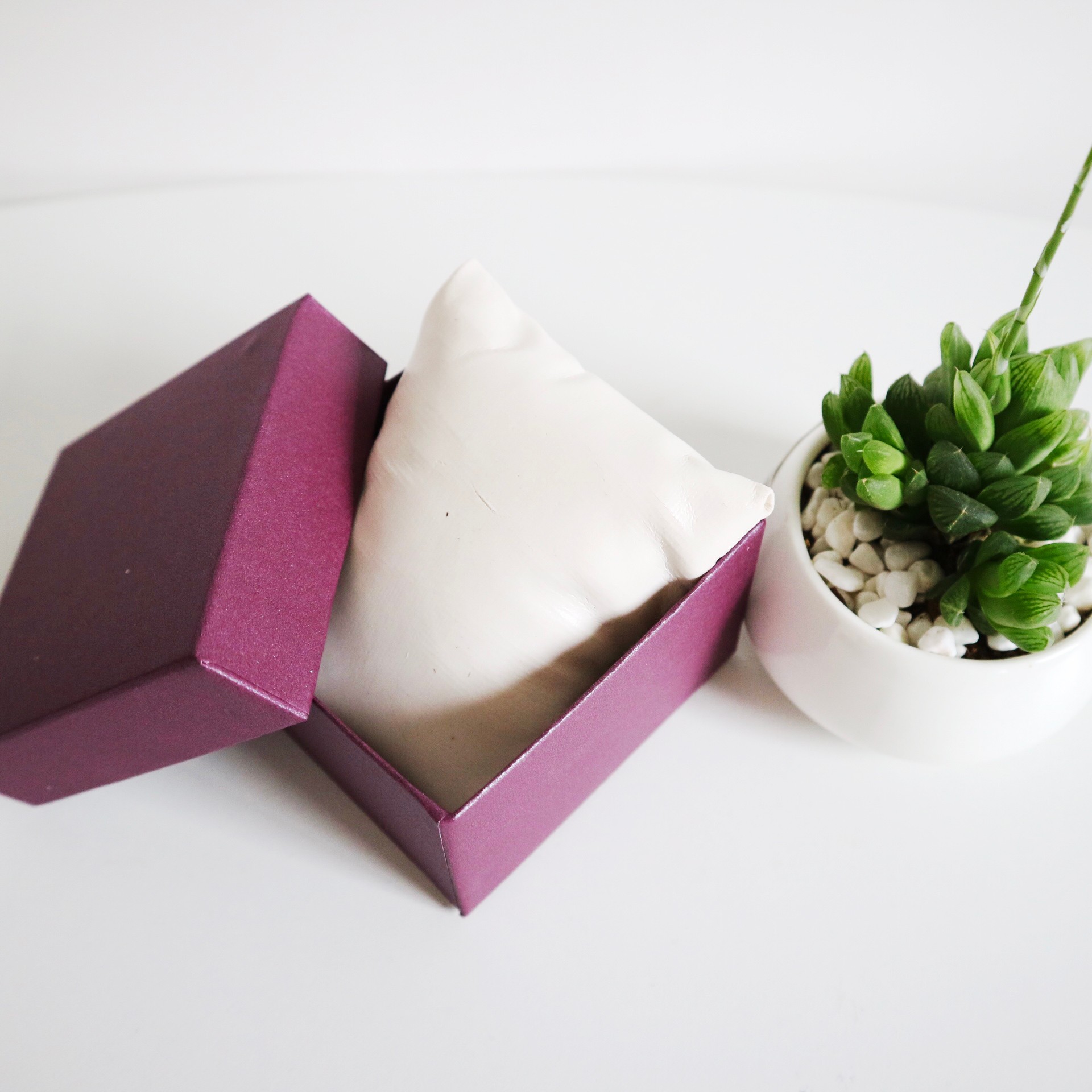 Jewelry box, watch box, gift box manufacturer wholesale, jewelry box in stock, starting from one piece, elegant check pattern special price detail image 6