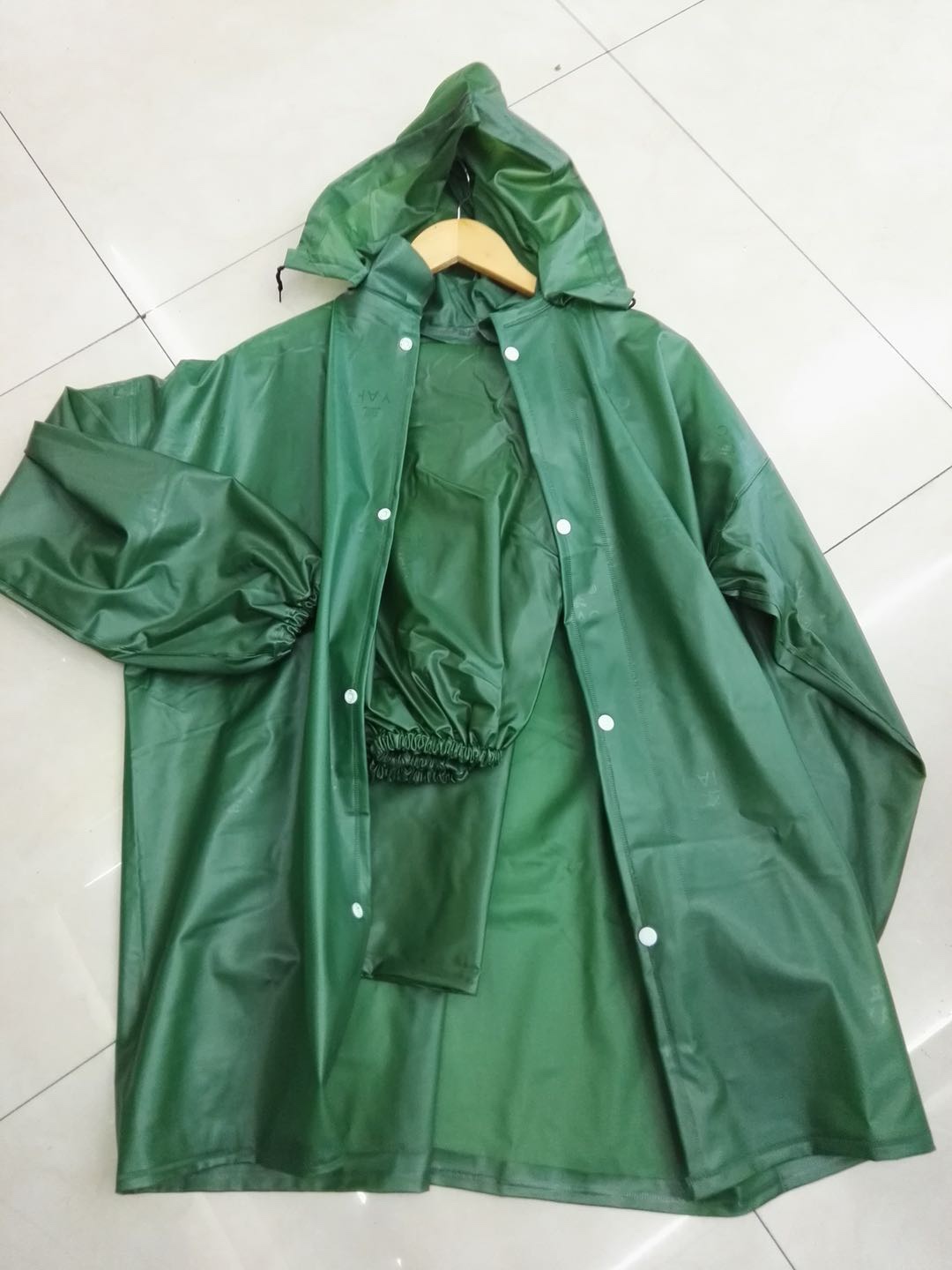 摩托车用品与附件实物图