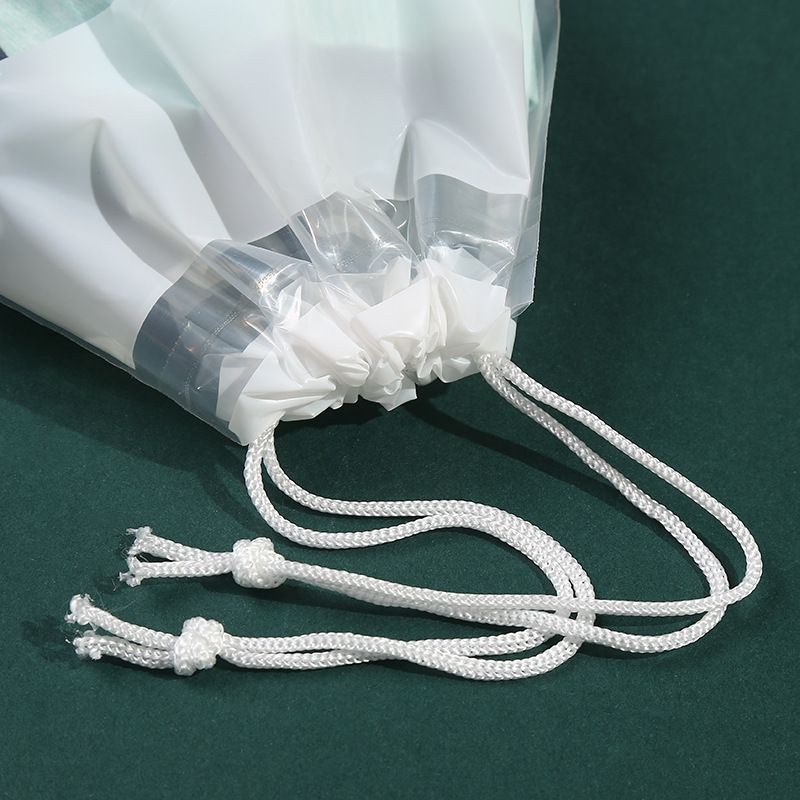 拉绳袋/抽绳袋/束口袋白底实物图