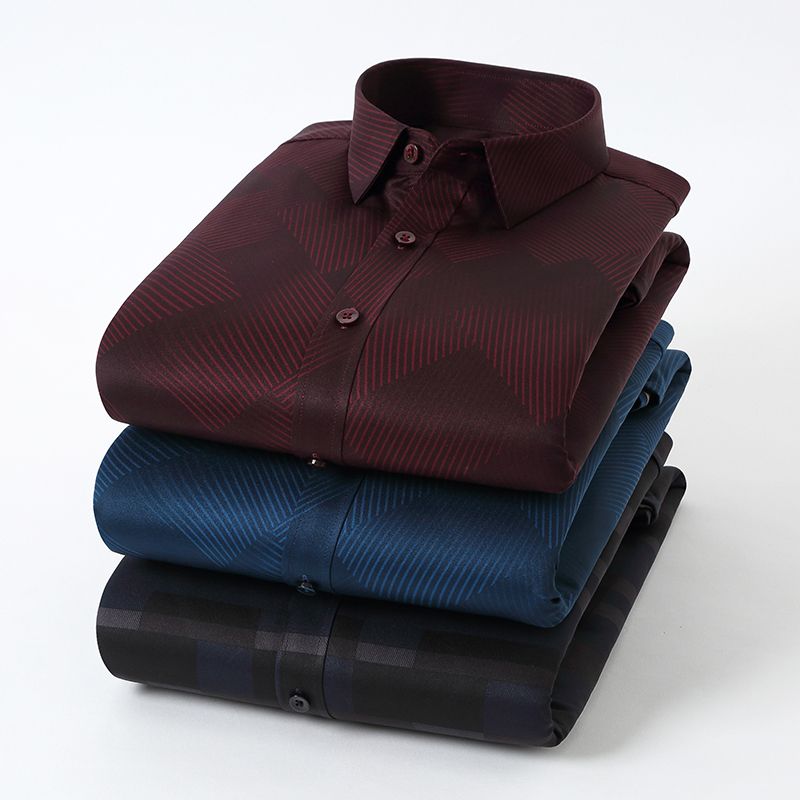 The new thickened cashmere return shirt for men is the top choice for business and casual winter. It is a warm long-sleeved shirt for men details Picture