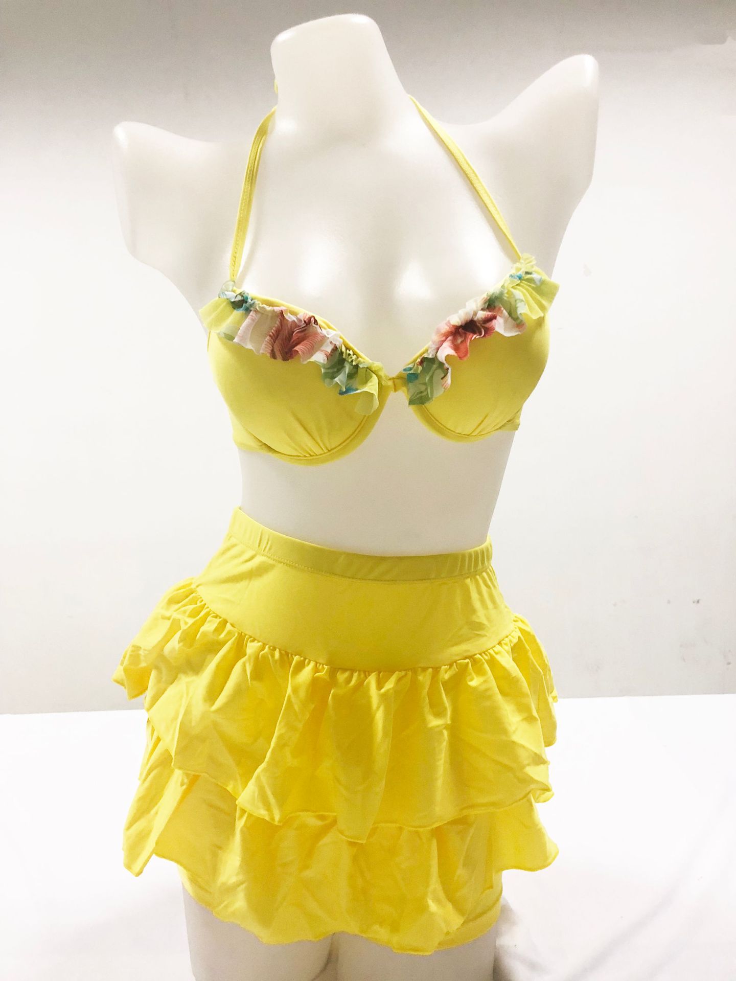 Three-Piece Bikini Culottes, Long Sleeve Netting With Sun Protection details Picture