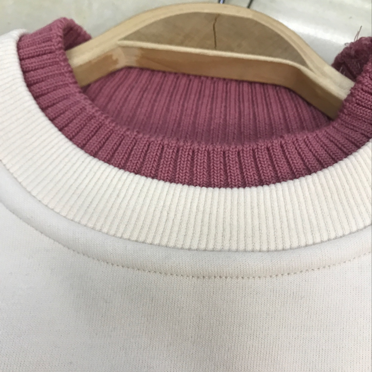 Girls' hoodie Item Picture