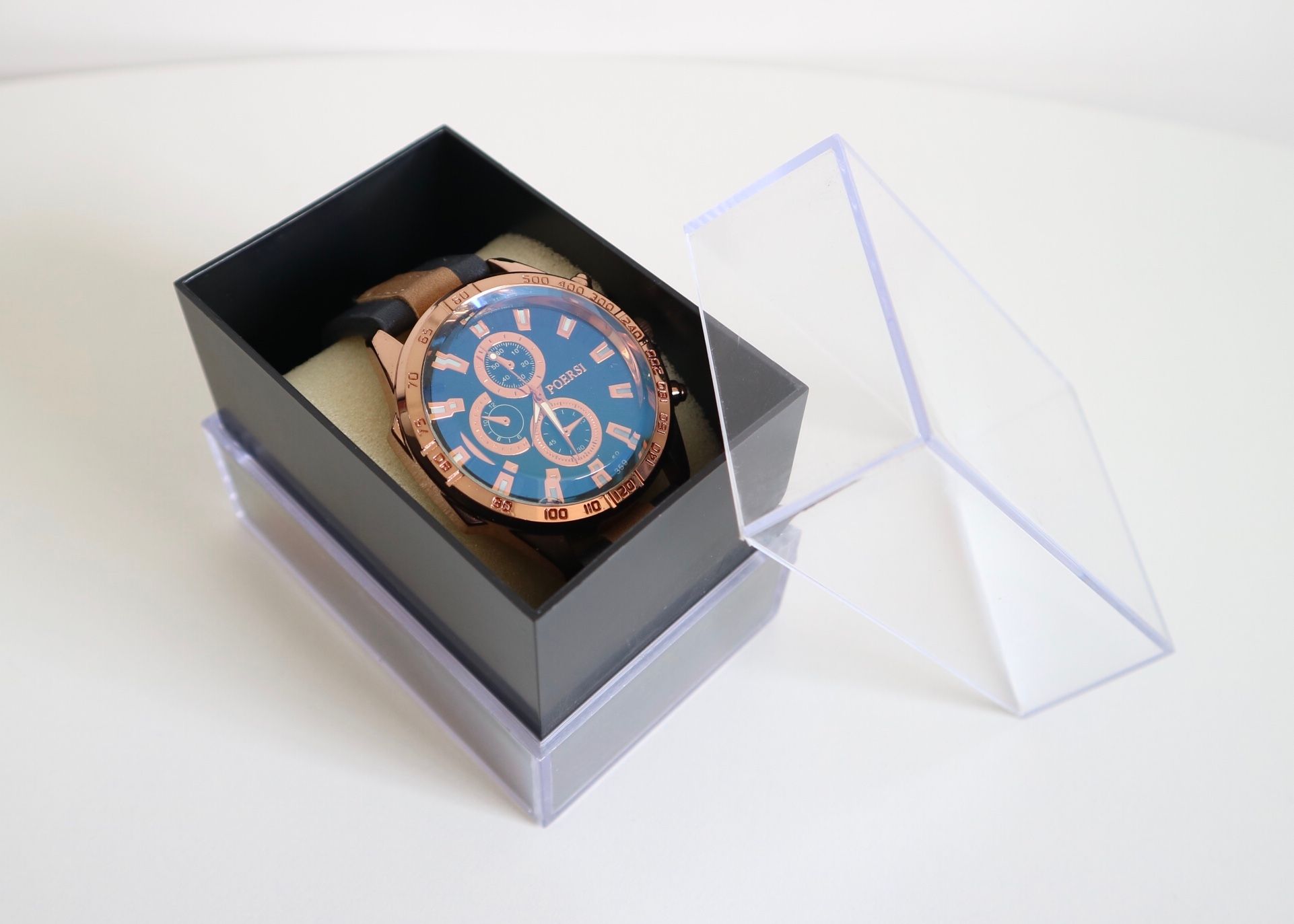 Plastic watch box, C-shaped transparent watch box, gift box, acrylic in stock, custom-made, factory direct sales details Picture