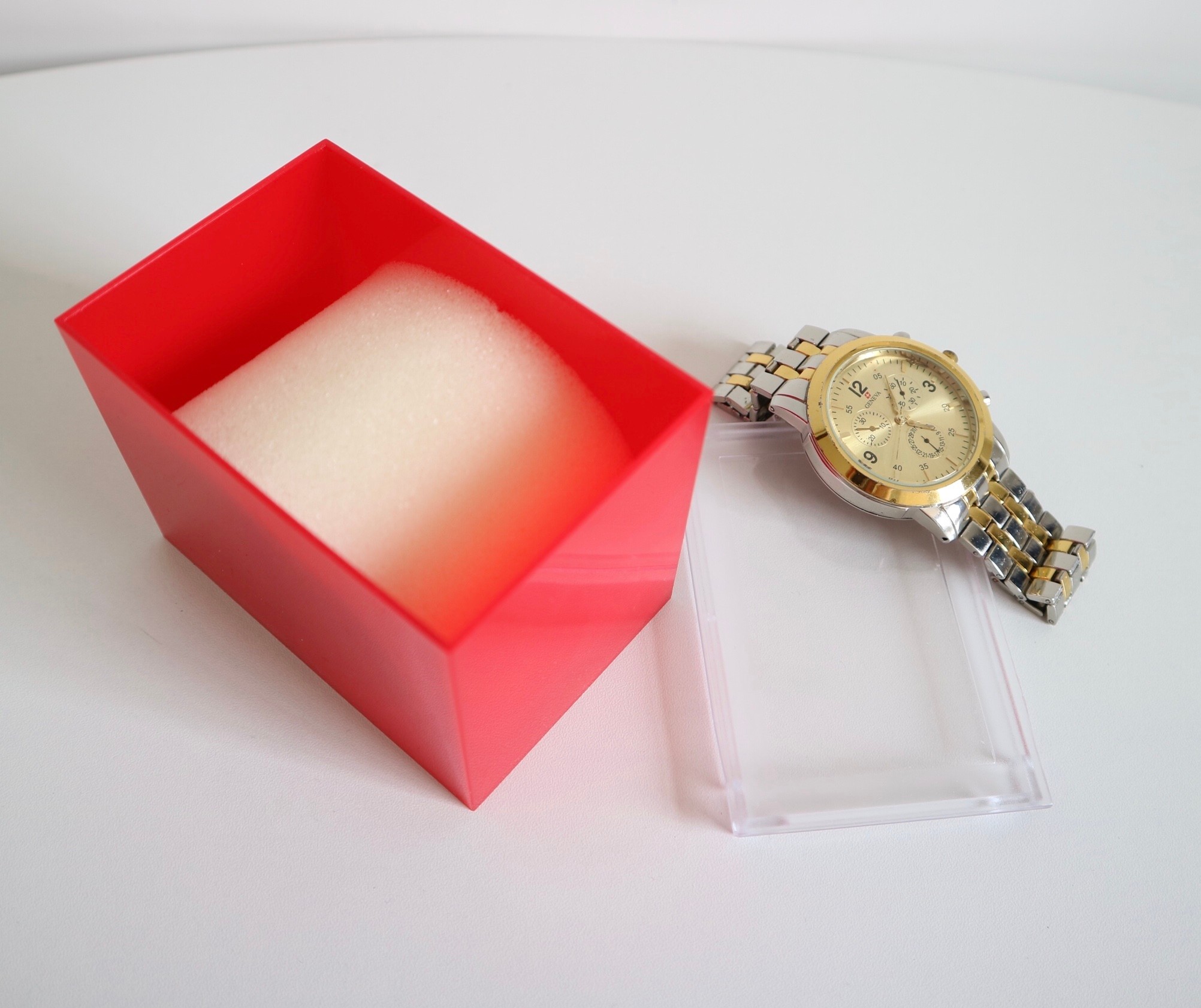 Plastic watch box, C-shaped transparent watch box, gift box, acrylic in stock, custom-made, factory direct sales detail image 5
