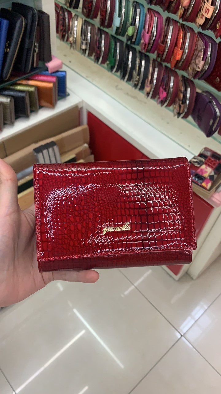 中长漆皮女士