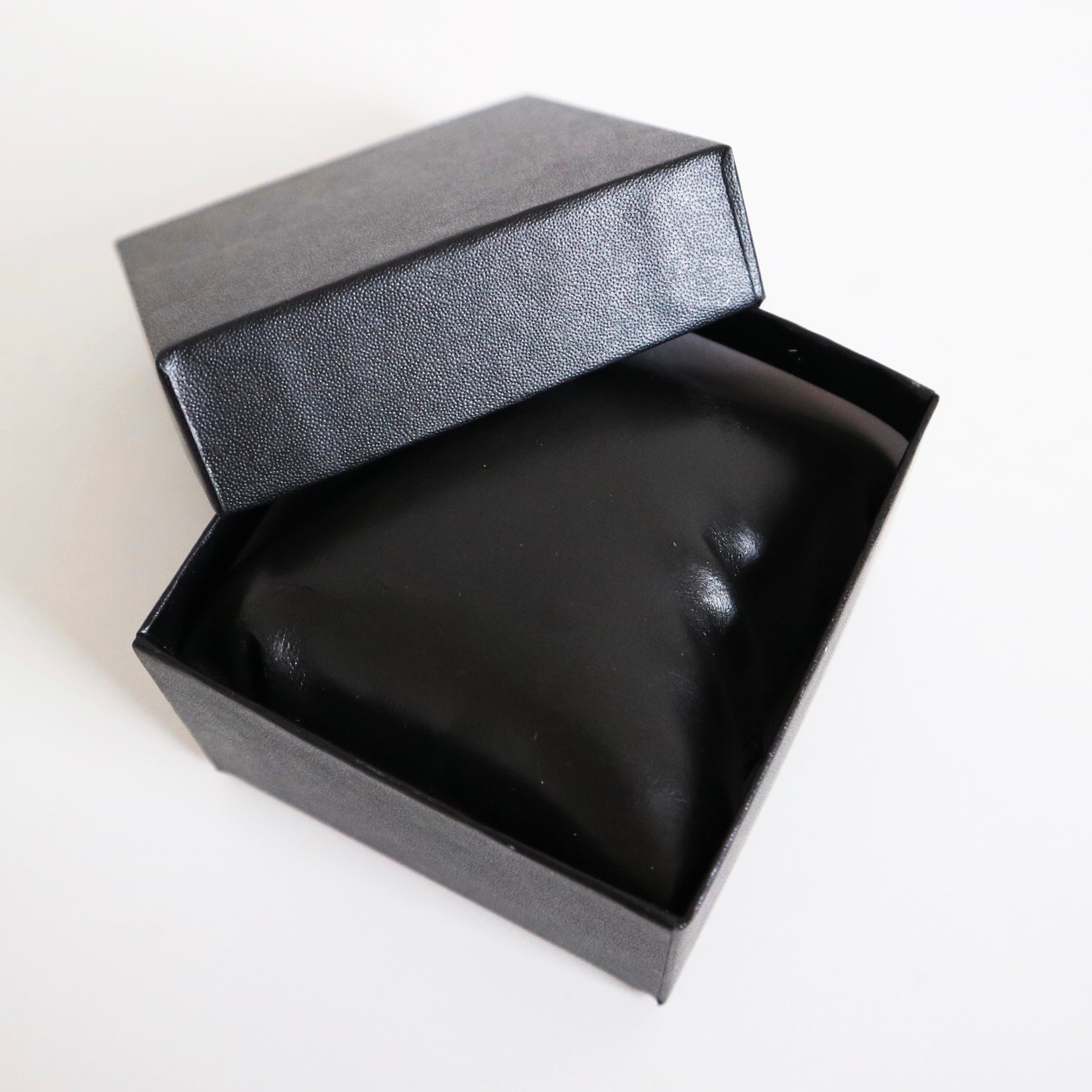 Jewelry box, watch box, gift box manufacturer wholesale, jewelry box in stock, starting from one piece, elegant check pattern special price detail image 2
