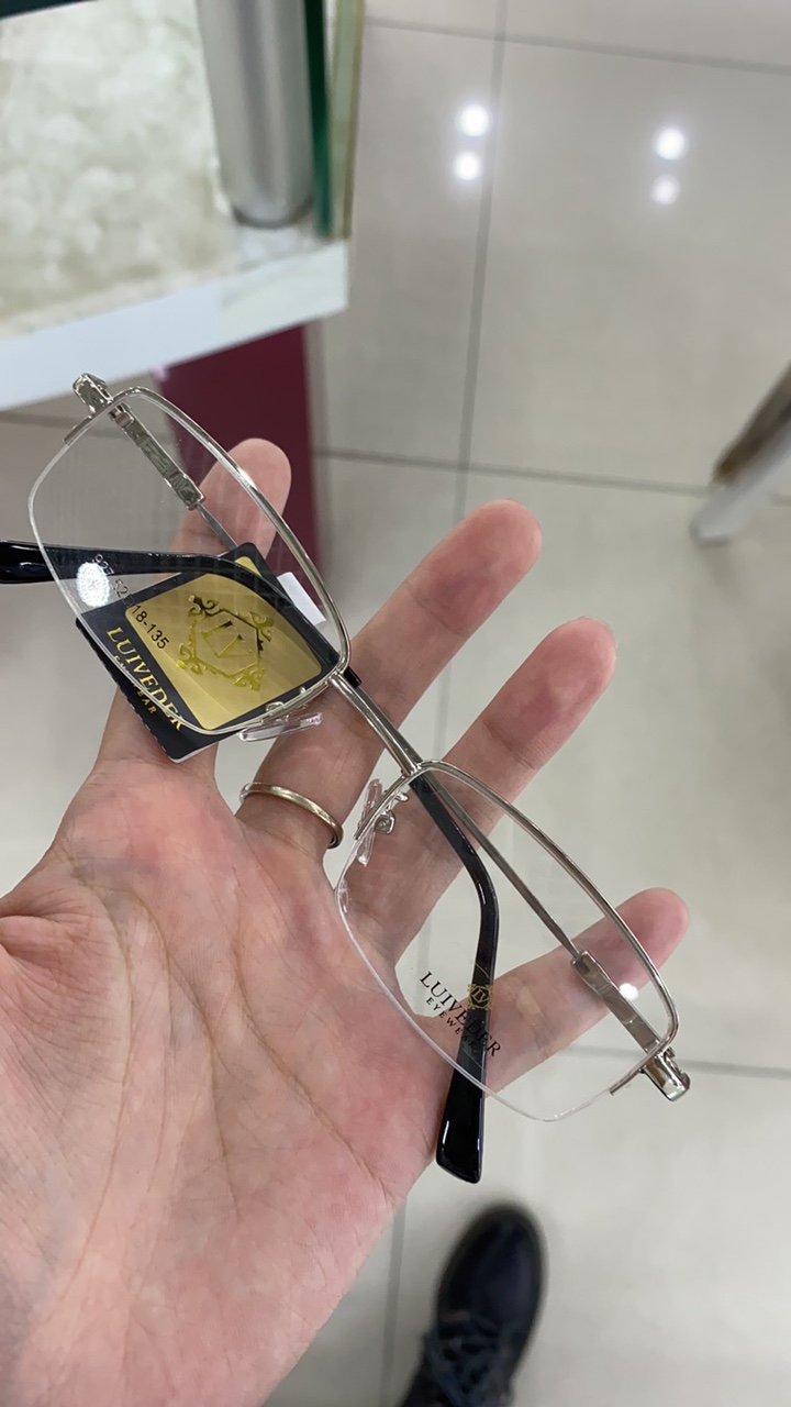Titanium half-frame glasses with metal memory thumbnail