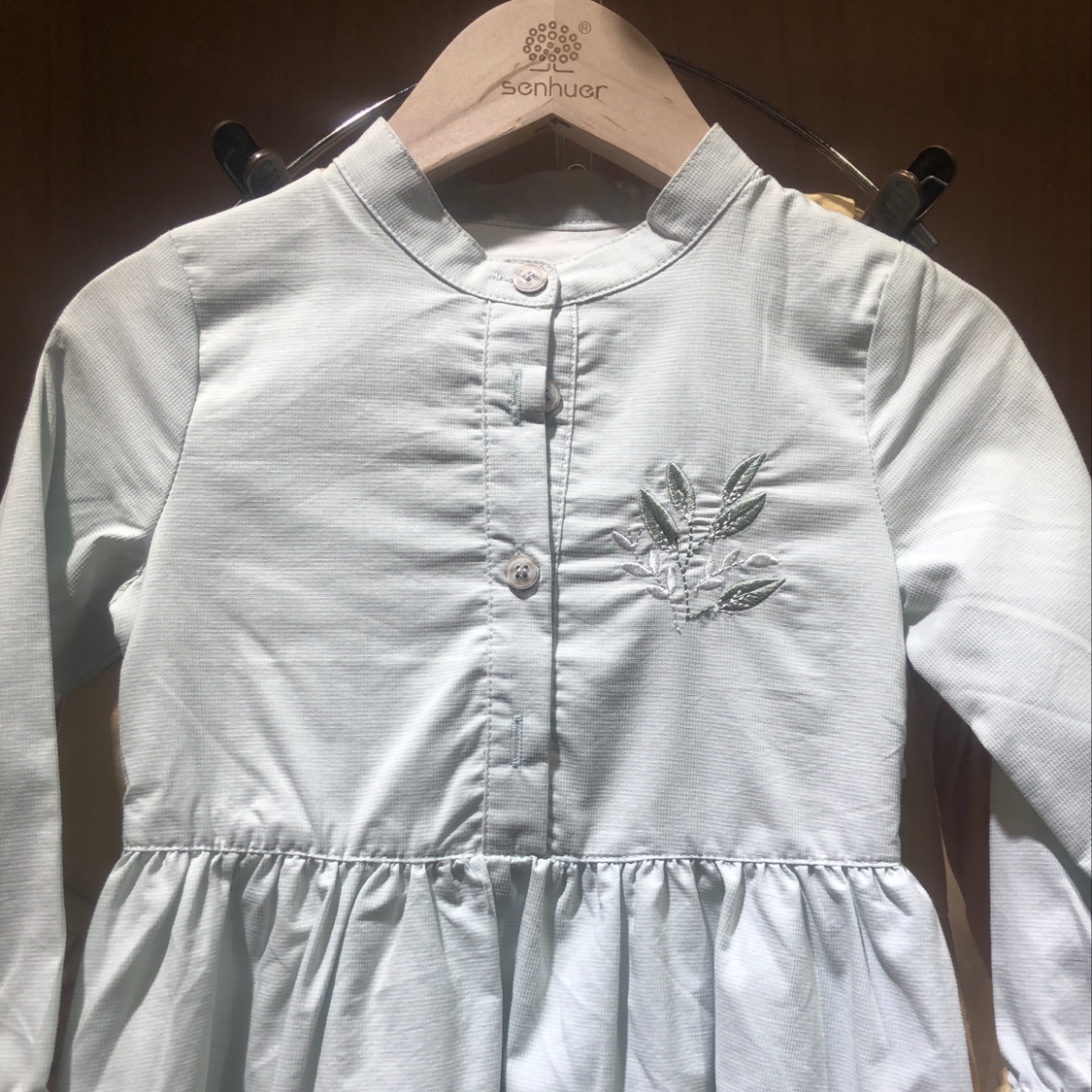 Little girl dress 6 details Picture