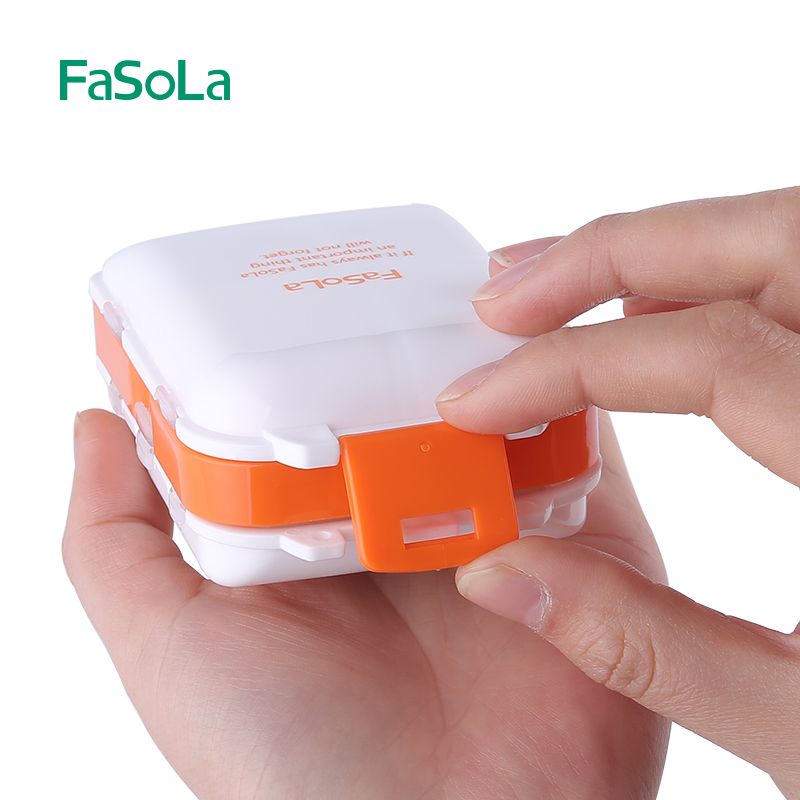 Creative small medicine box, portable one-week dispensing medicine box, portable storage mini folding medicine box Application Scenario