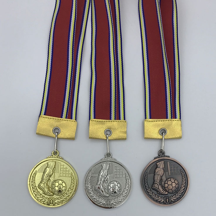 Football club medal Children's football medal School sports football match medal