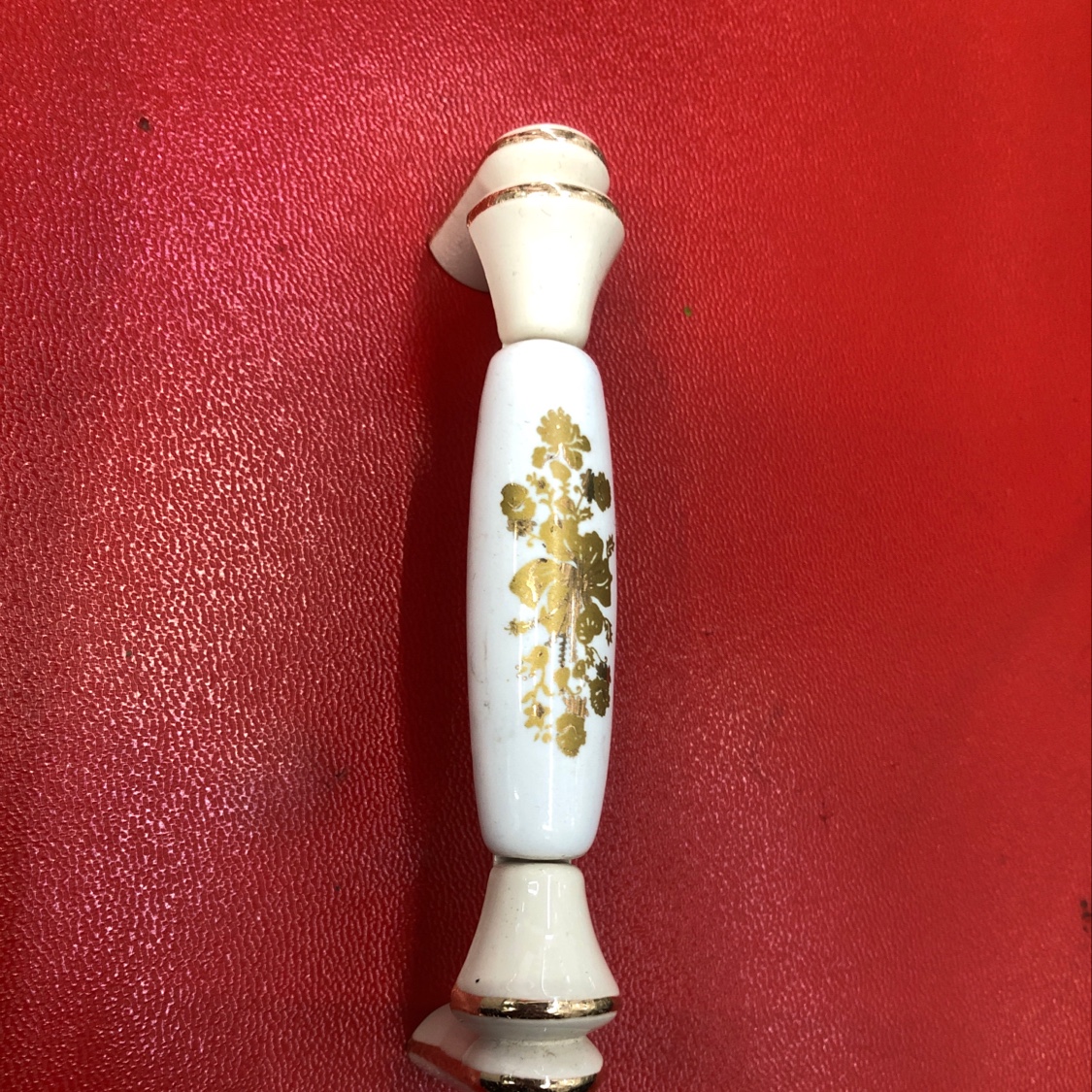 陶瓷拉手