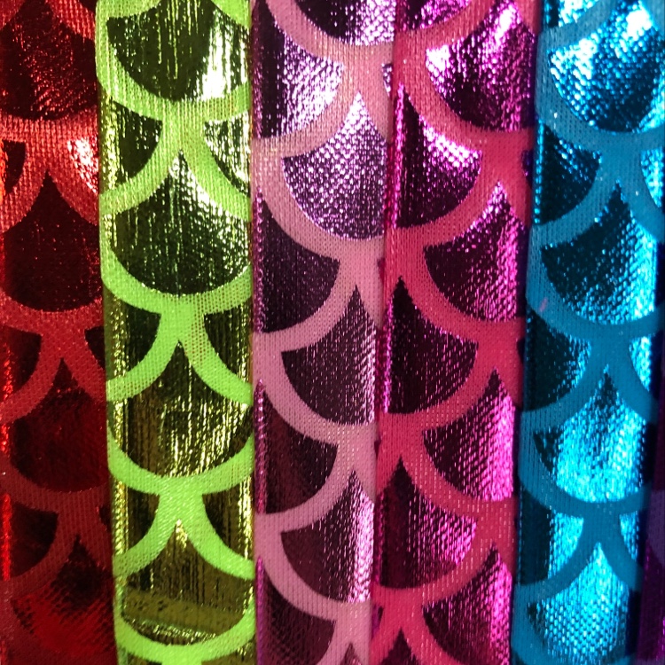 鱼片烫金布料舞台服装辅料