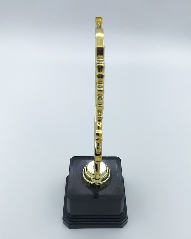 塑胶花牌奖杯 纪念品 小朋友奖品 办公室装饰品 橱窗展示中心礼品详情图7
