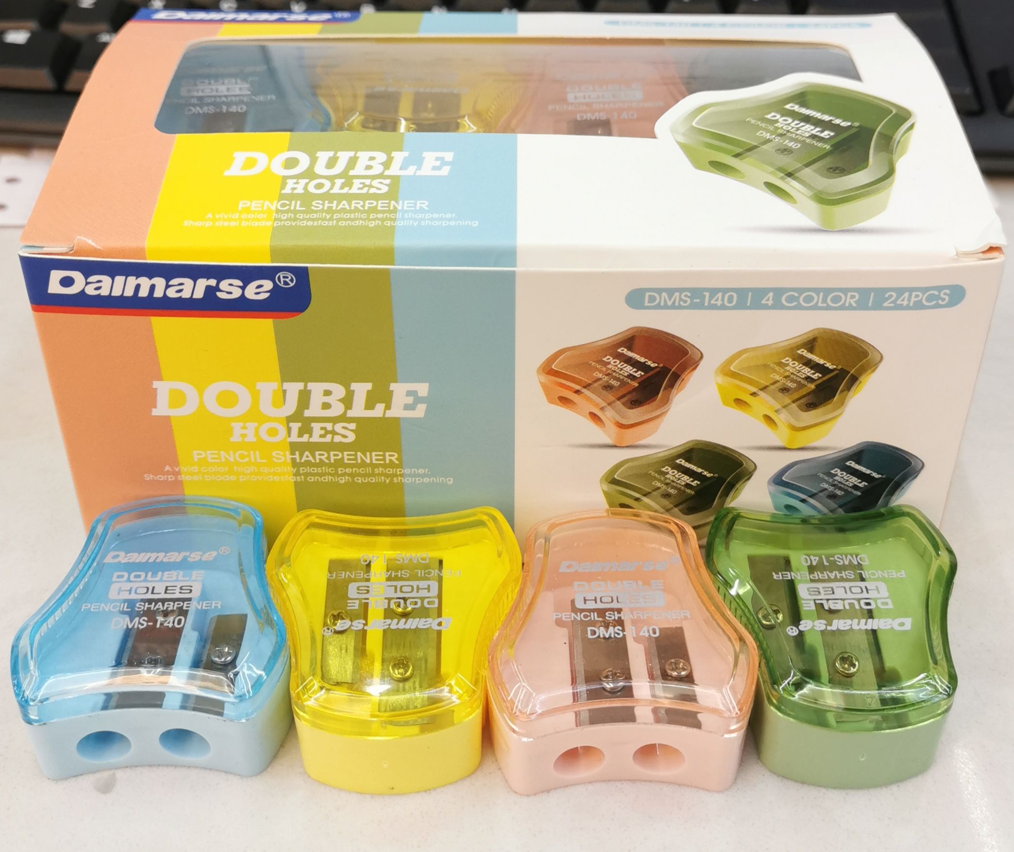 Damashi 140 Office Double-hole Small flip Pen sharpener Student prize