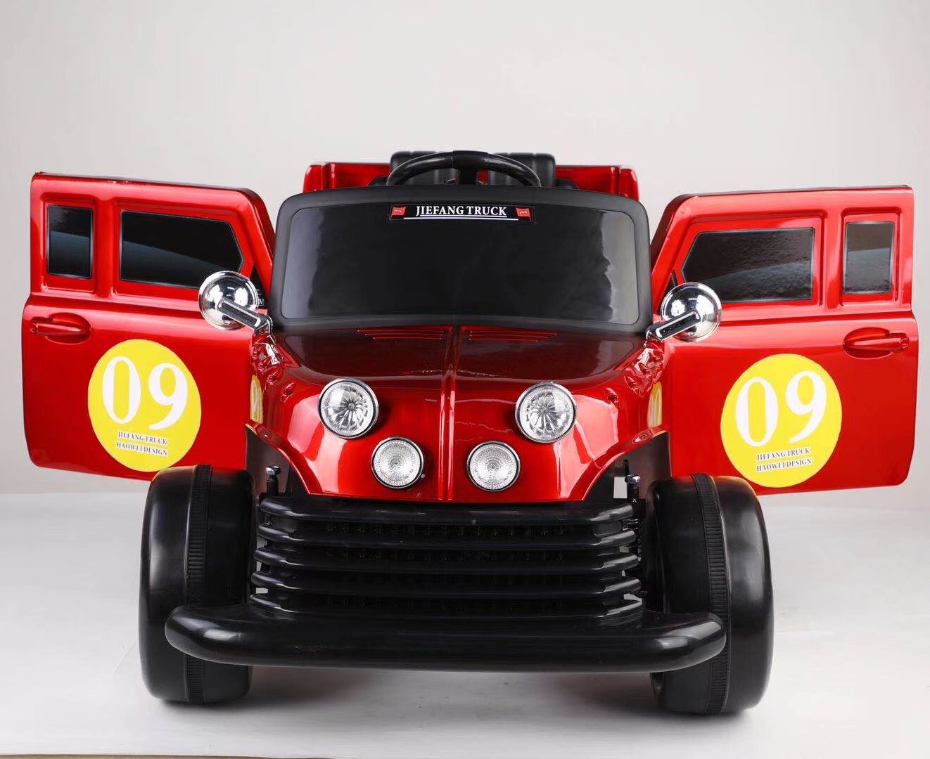 New children's electric four-wheeler, grandpa's bike, retro bike details Picture