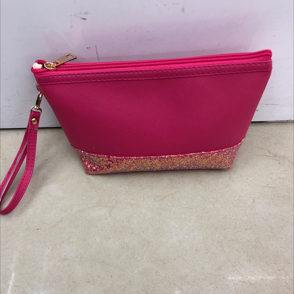 Spliced hexagonal bag thumbnail