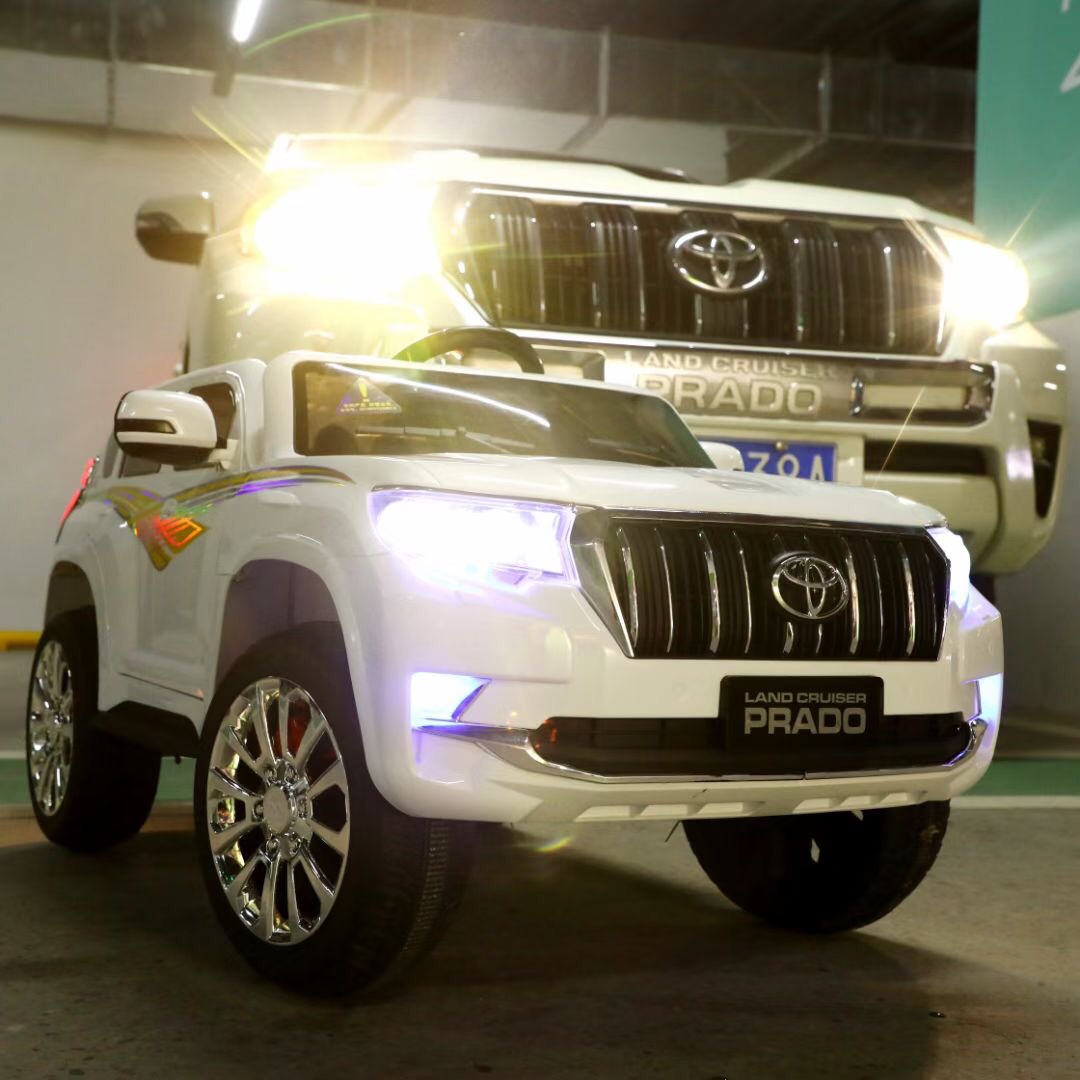 The new children's electric vehicle Prado for two details Picture