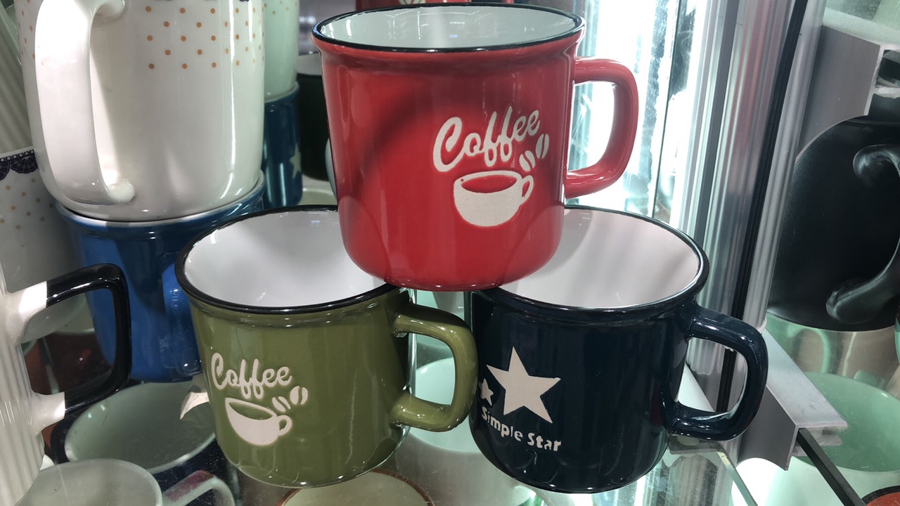 European-style hand-painted cup