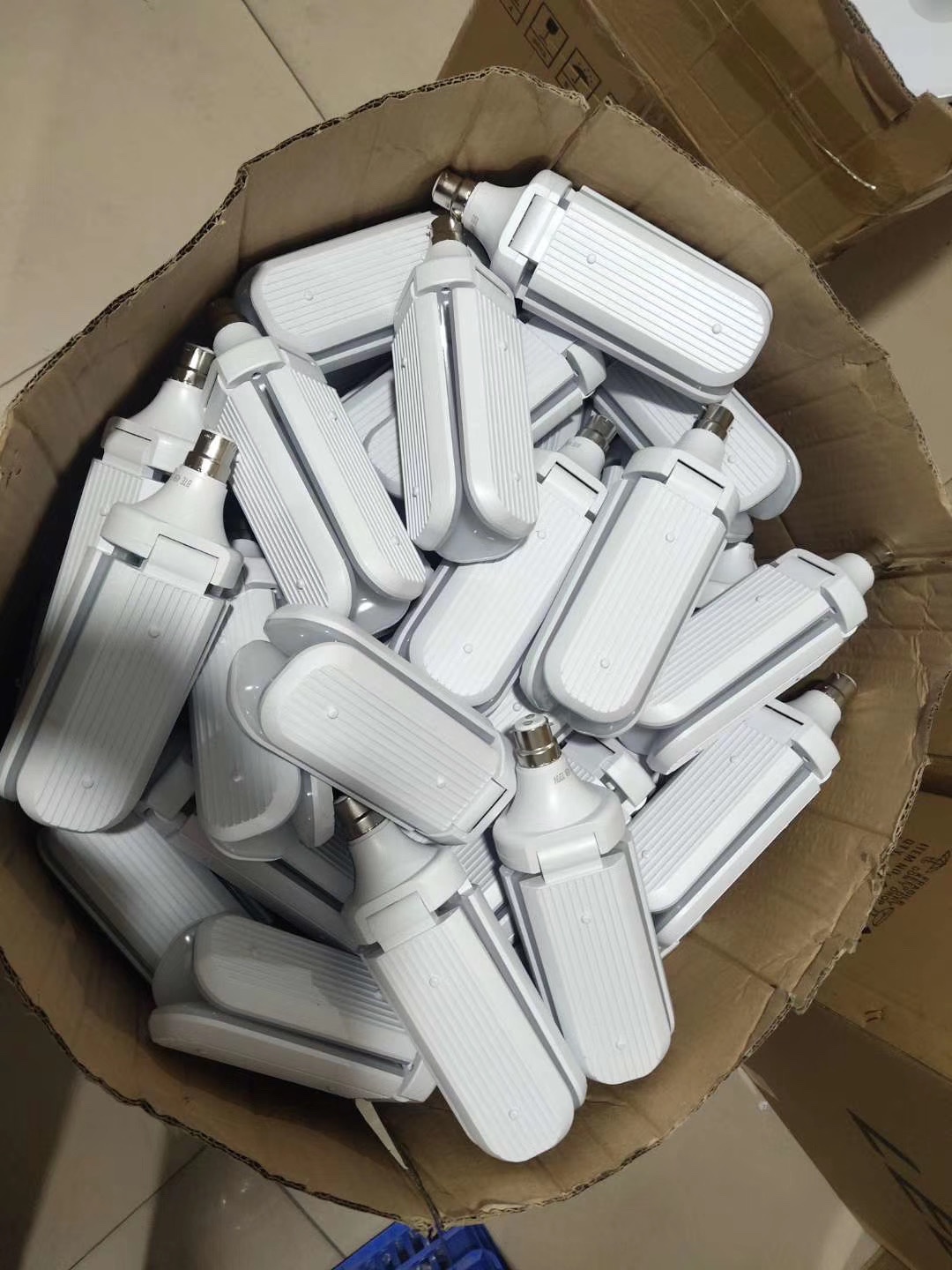 折叠三叶灯产品图