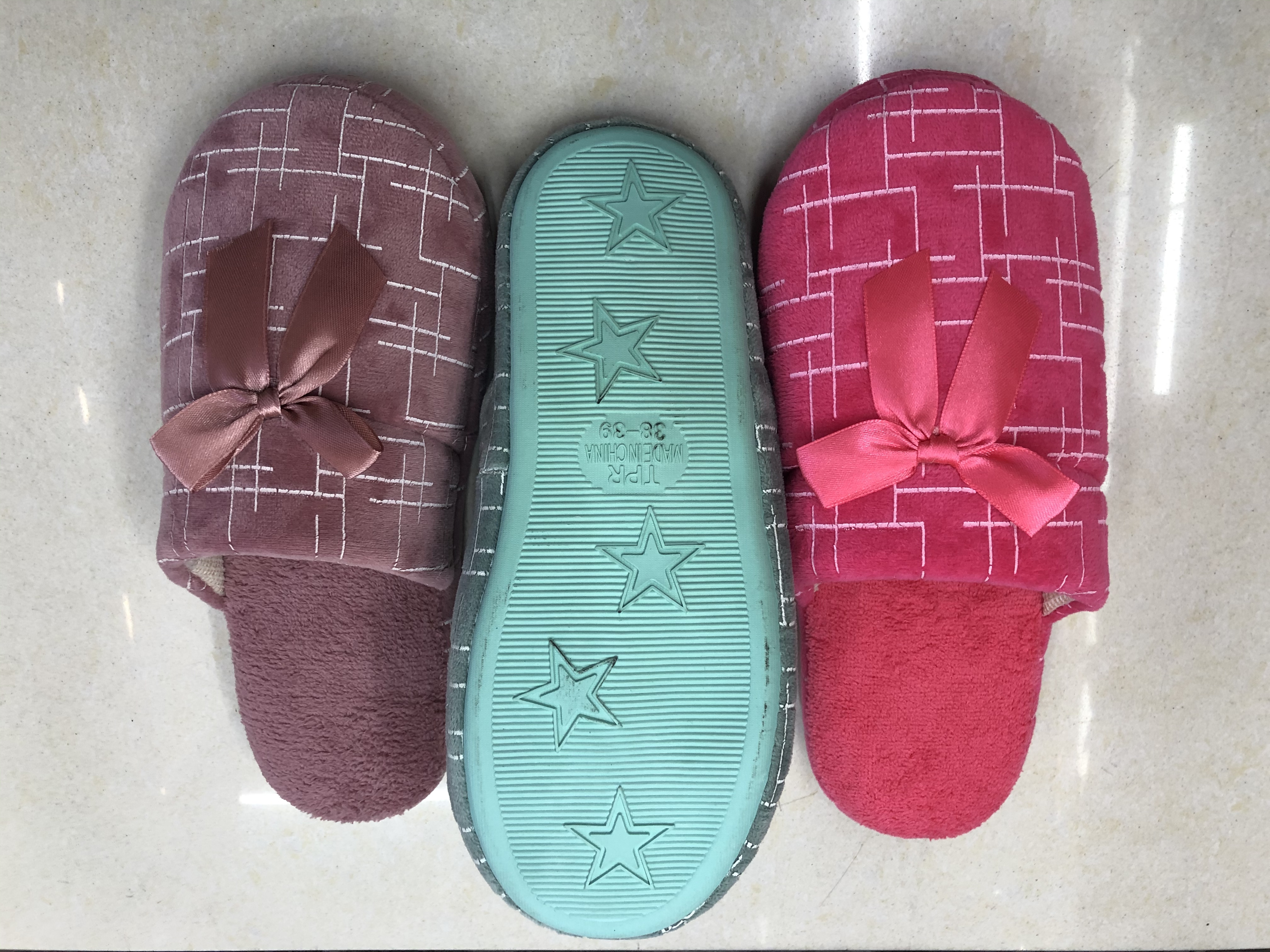 Terms of the foreign trade line: Women's cotton slippers for autumn and winter Application Scenario