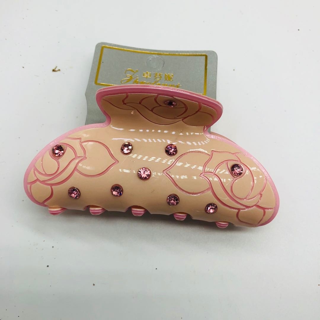 In stock: 9cm acrylic gripper, hair clip, powerful spring screw hair accessory, shower clip with carved dot drill detail image 3