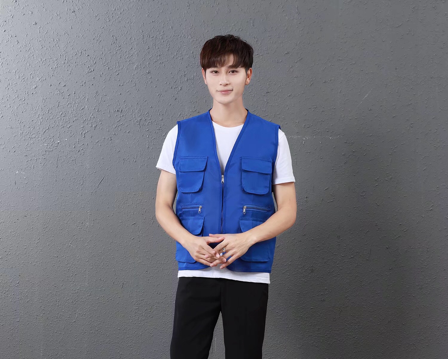 Multi-pocket work clothes, volunteer vests, custom-made printed express delivery advertisements, decoration projects, waistcoats, work vests for men and women undefined
