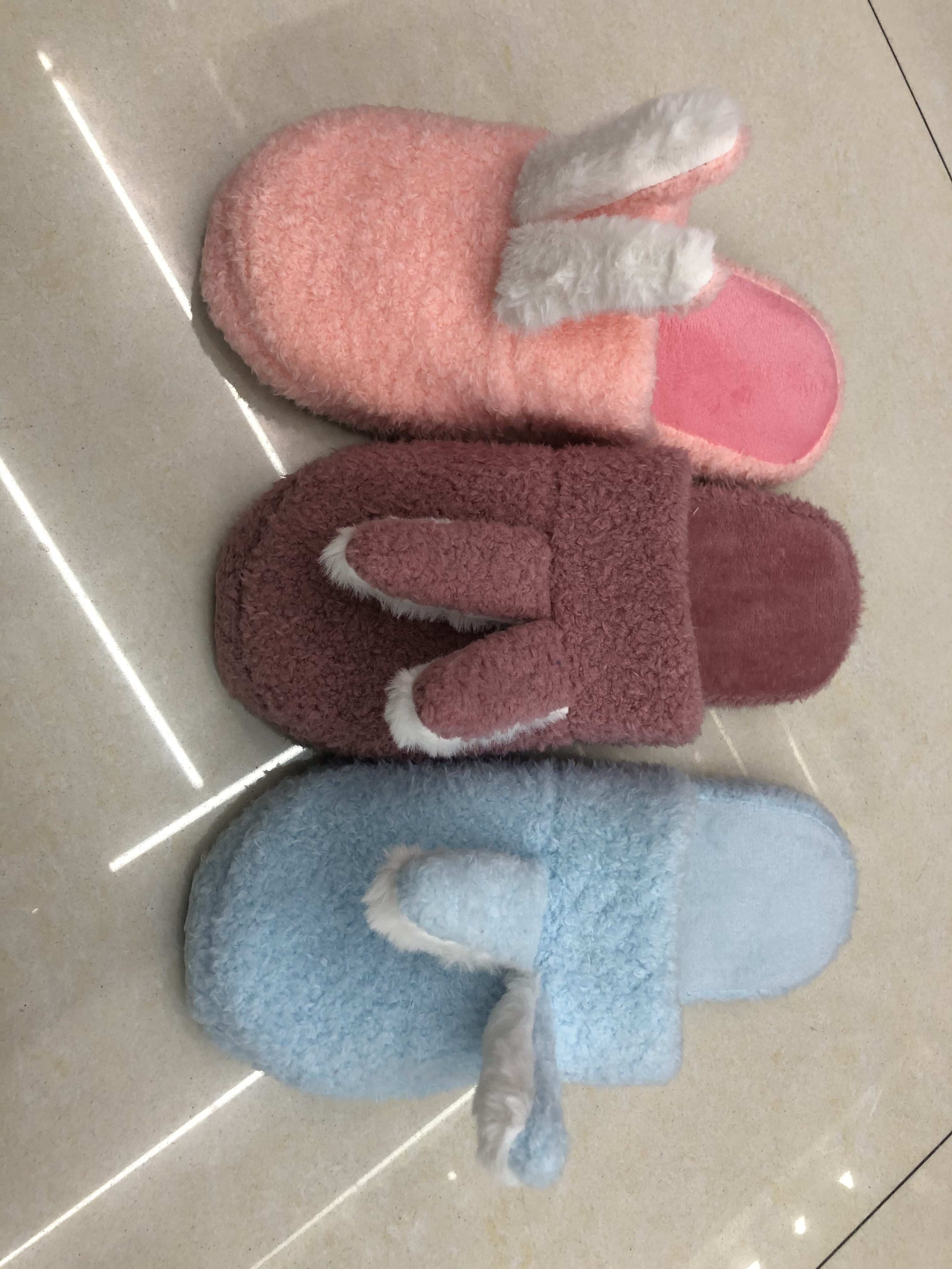 2020 New cartoon-ear women's plush slippers/indoor plush slippers details Picture