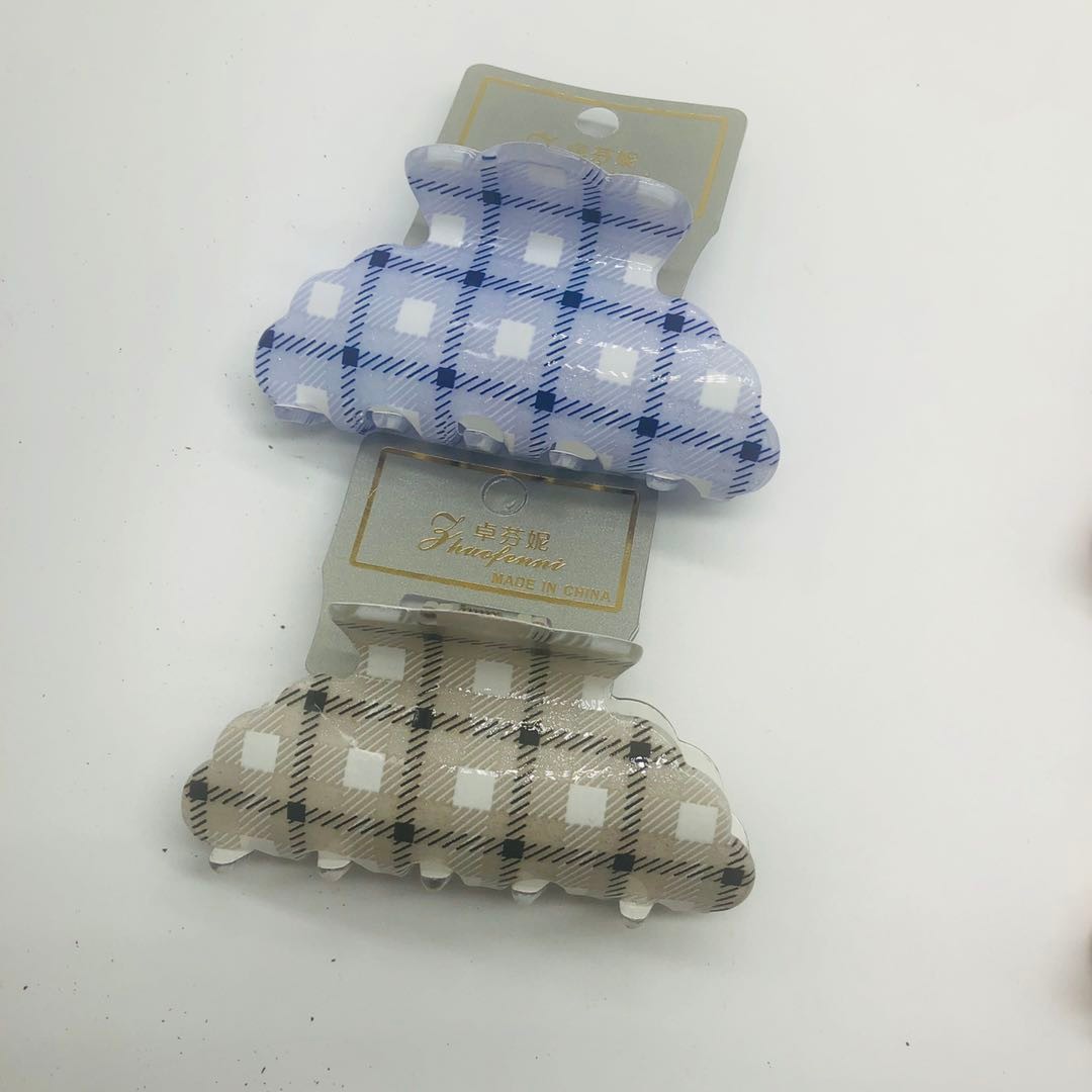 DAIMO's new minimalist hair grips from Japan and South Korea, cute girls' updo hair accessories, hair clips, acetate hair clips, medium-sized hair grips detail image 3