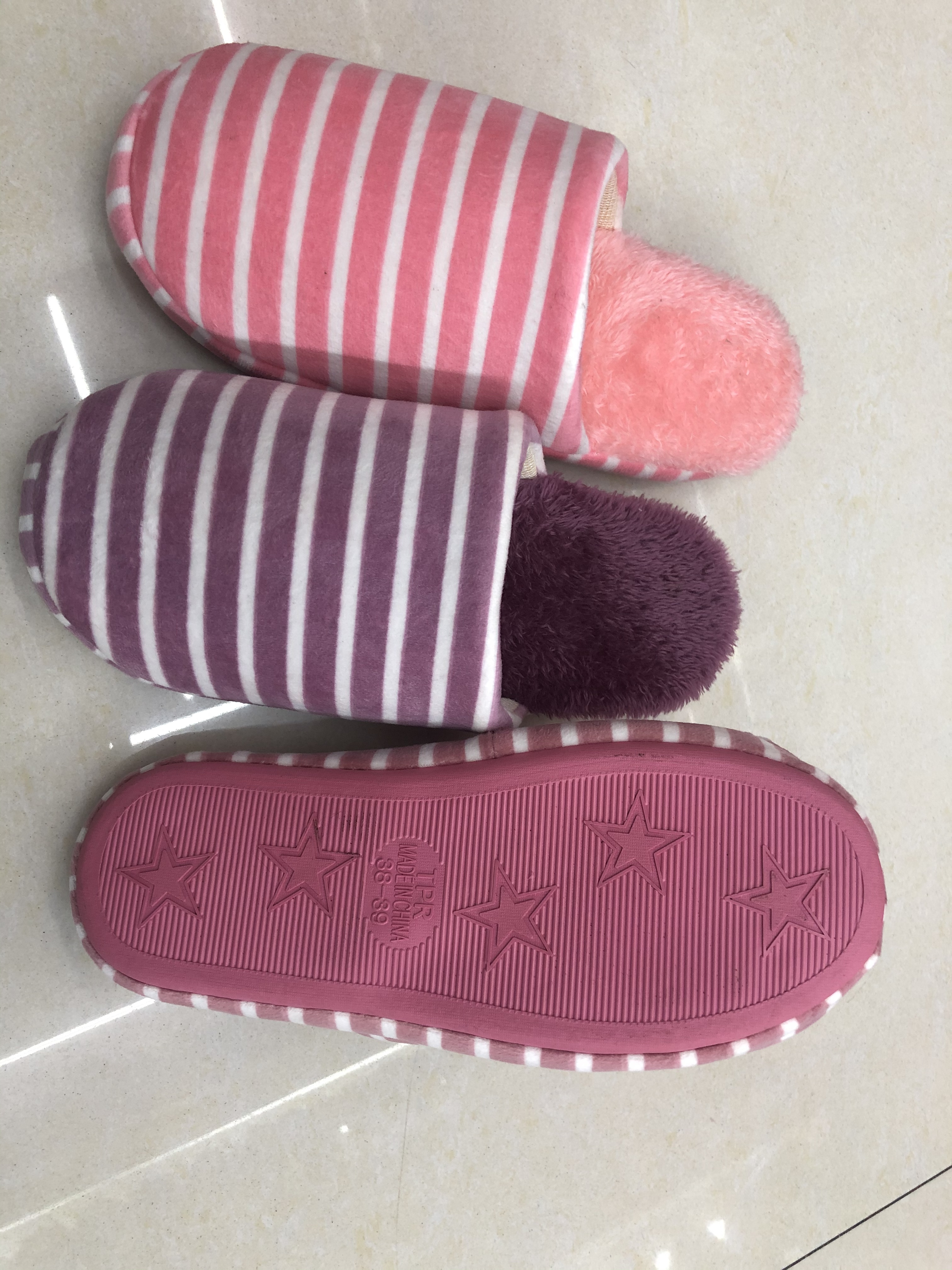 Striped plush slippers for women, indoor home slippers for ladies Application Scenario