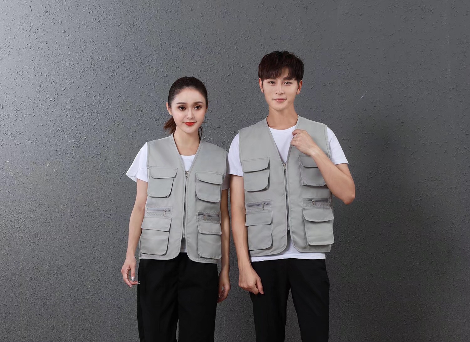Multi-pocket work clothes, volunteer vests, custom-made printed express delivery advertisements, decoration projects, waistcoats, work vests for men and women undefined
