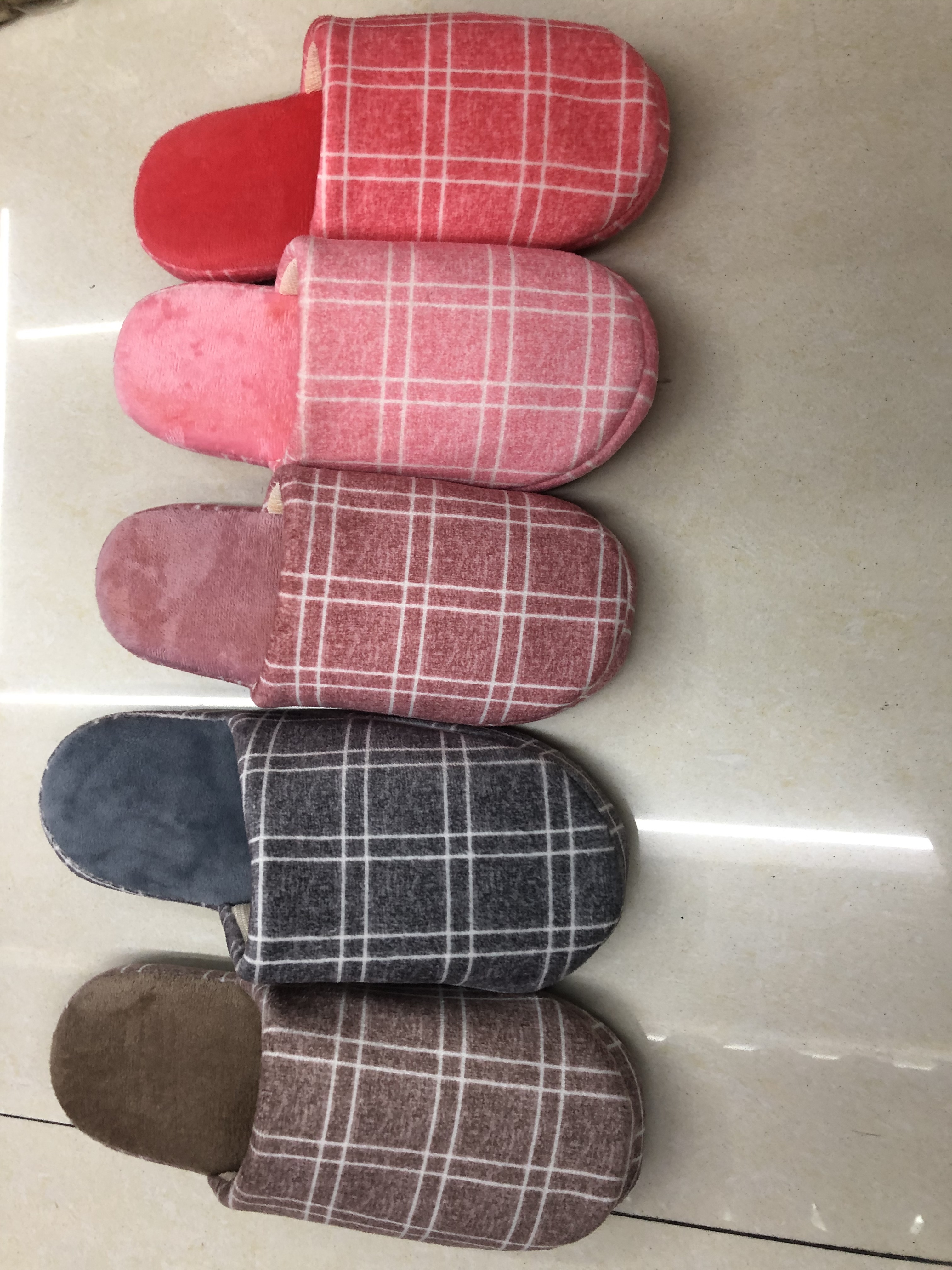 Autumn and winter home slippers featuring large checkered couple cotton slippers, a bestseller in foreign trade detail image 6