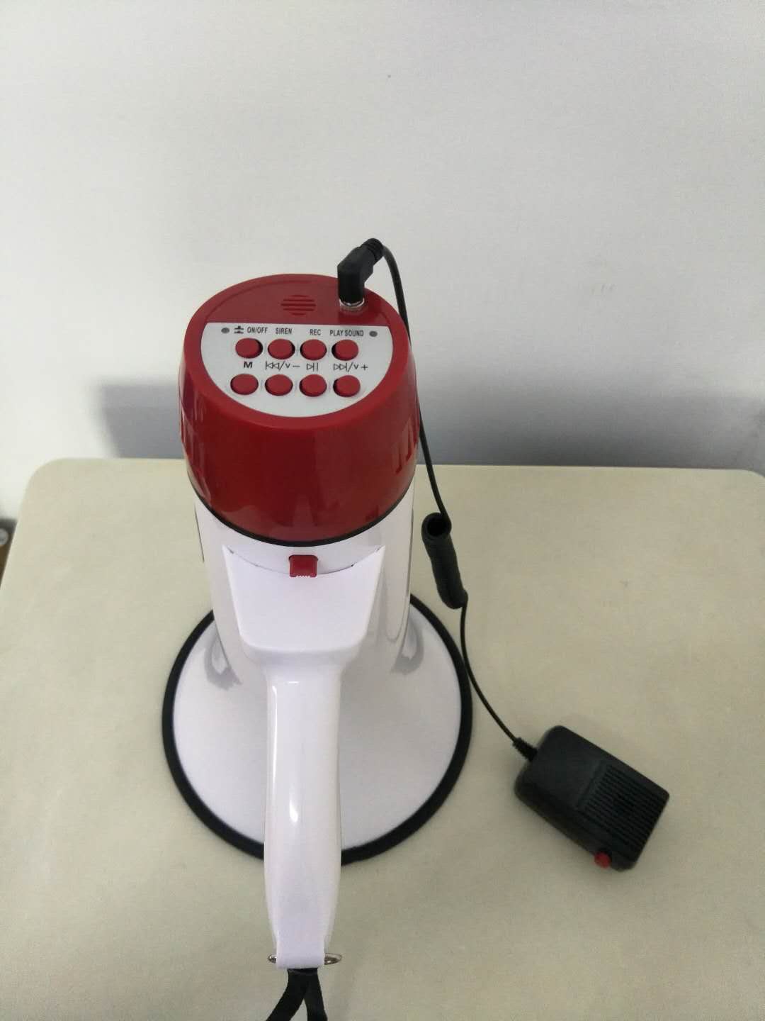 Starwave brand USB high-power loudspeaker with lithium battery, handheld loudspeaker Specification image