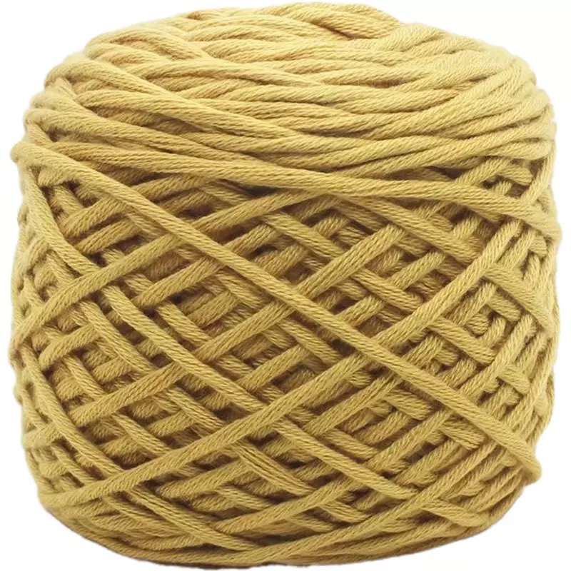 16-strand scarf yarn, thick wool yarn, lover's cotton wool yarn balls, hand-knitted wool yarn balls, baby yarn, men's and women's scarf wool yarn balls Application Scenario