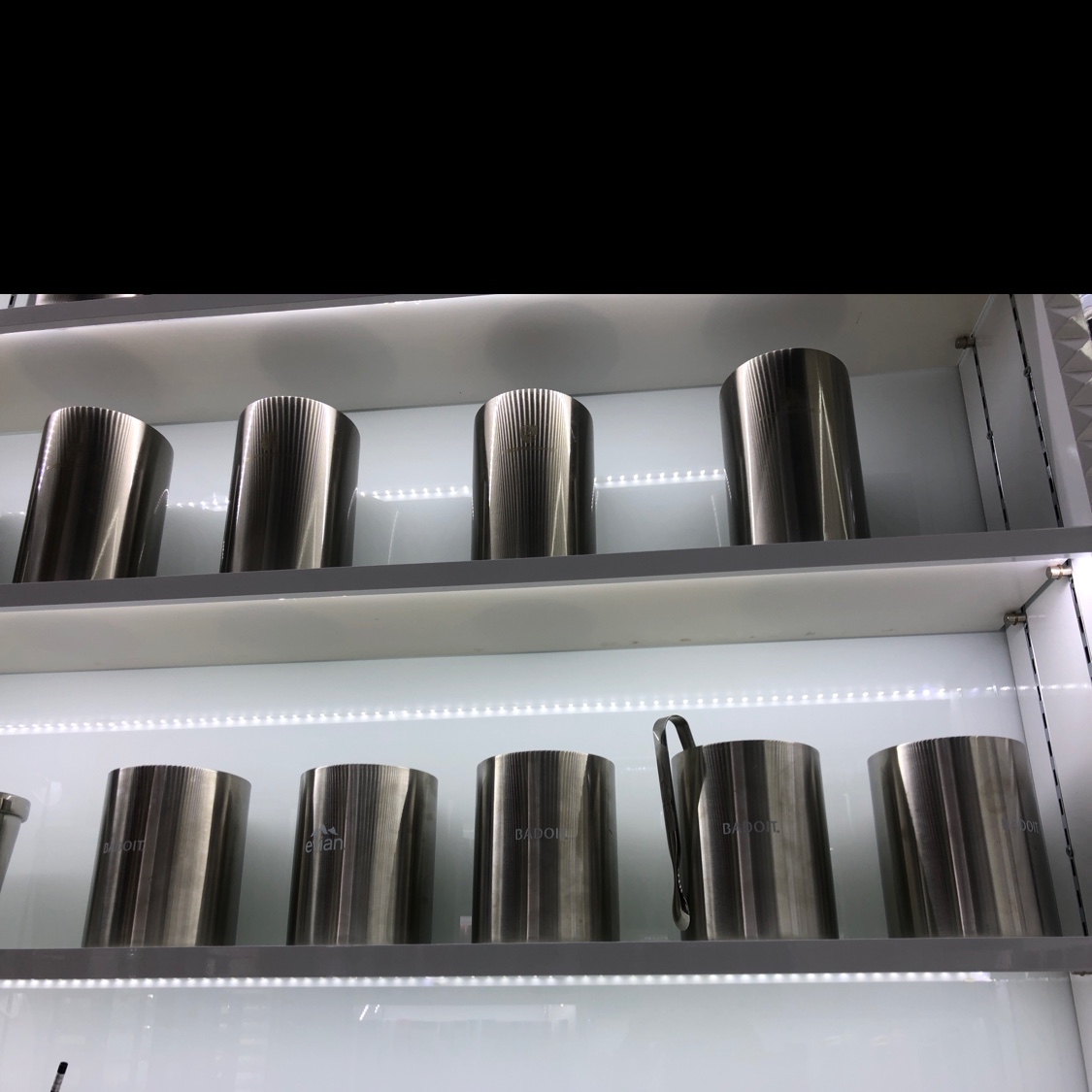 Stainless steel ice bucket thumbnail